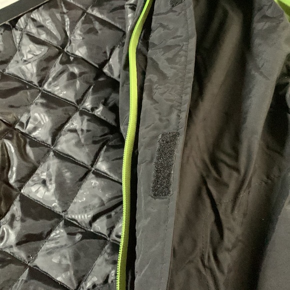 NWT Men’s AKD MKS black and green coat. Size XL. - Picture 8 of 10